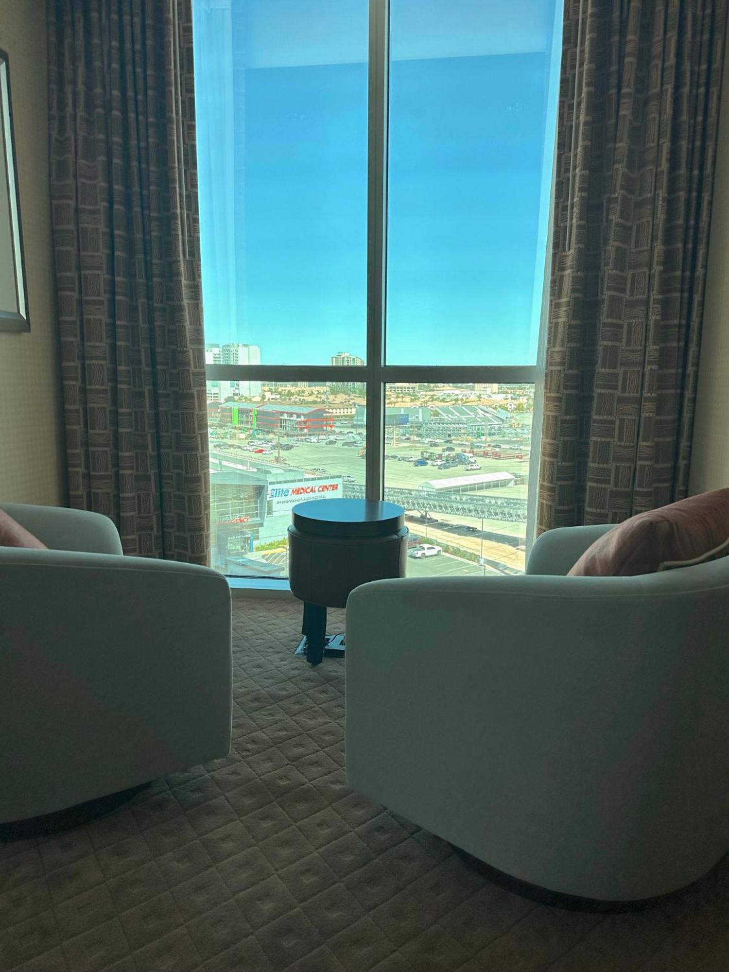 Tower 3 Corner Unit With Spectacular Formula 1 Race Views! Las Vegas