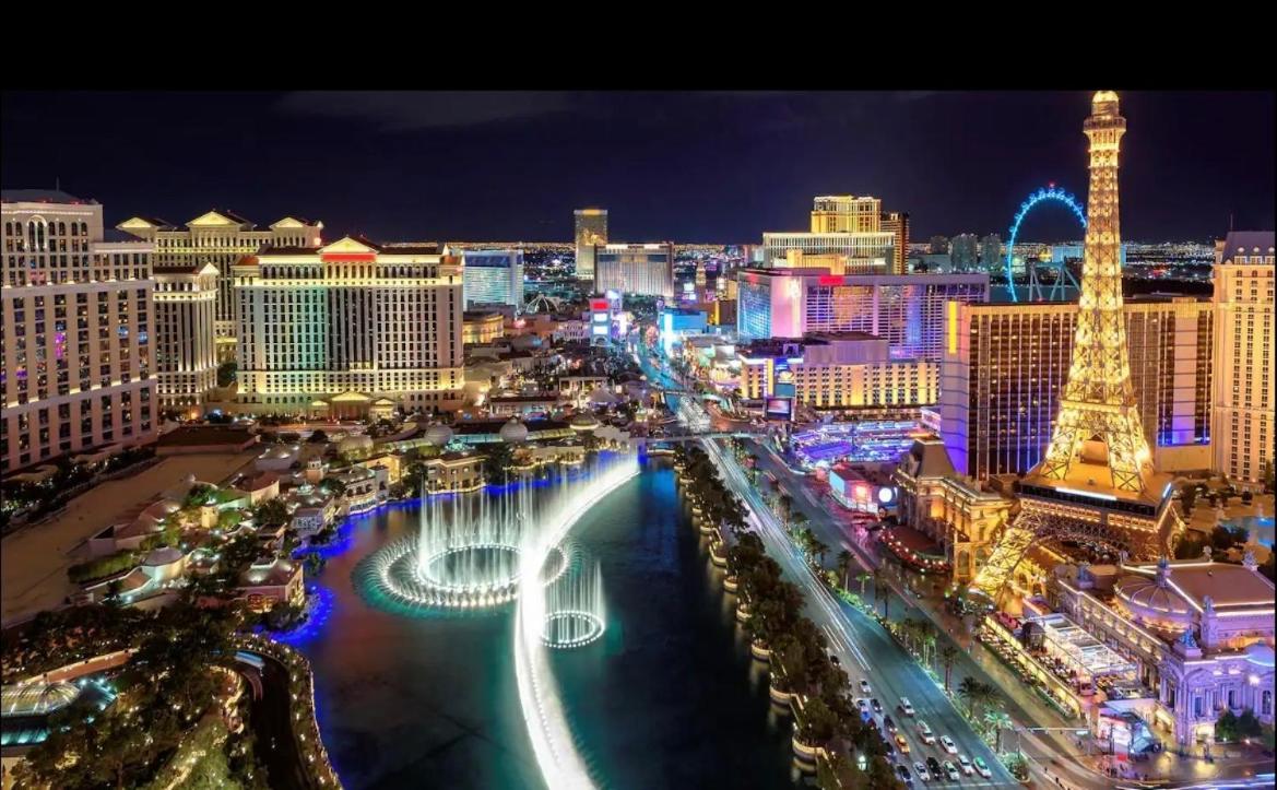 Stunning Balcony Strip View Mgm Signature * Free Valet Aparthotel *