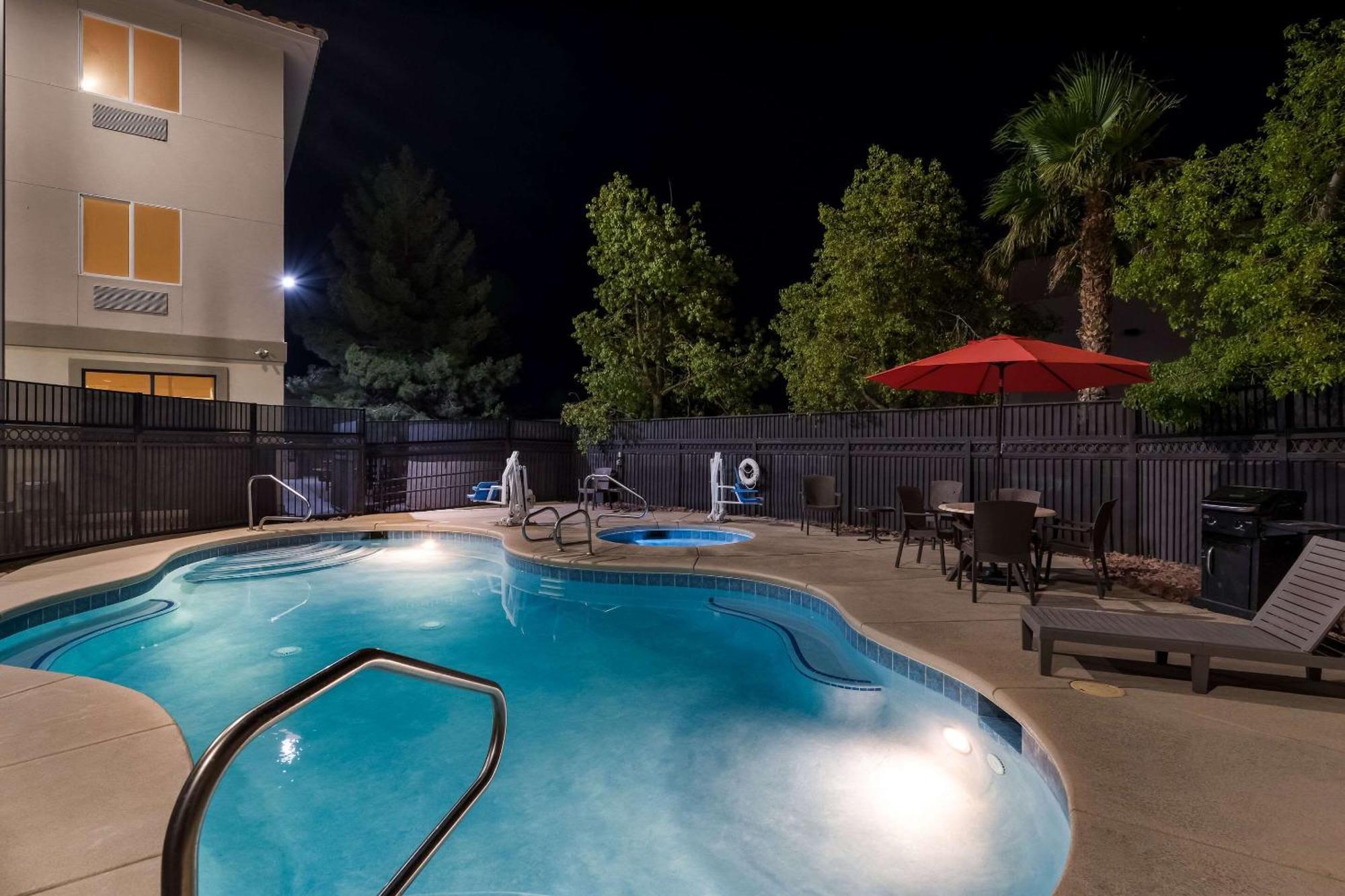 Hotel Comfort & - Nellis Las Vegas