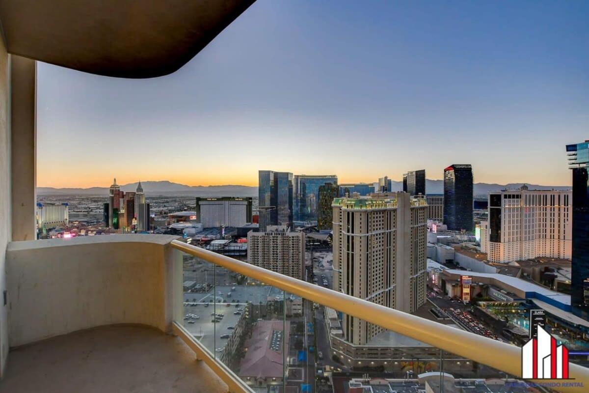 Mgm Signature-36-705 F1 Track & Strip View Balcony Holiday home