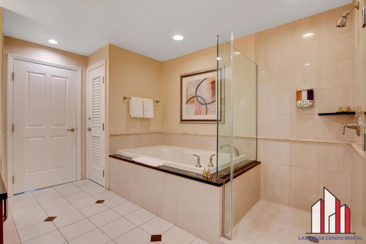 Mgm Signature-29-602 1br 2ba Balcony Jacuzzi Holiday home *