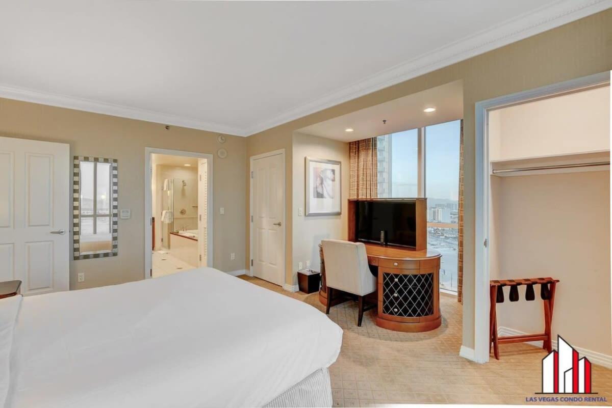Signature 2br3ba Balcony Combo Units 20-618 And 20 Сasa de vacaciones
