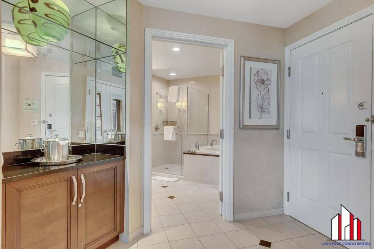 Сasa de vacaciones Signature 2br3ba Balcony Combo Units 20-618 And 20 Las Vegas
