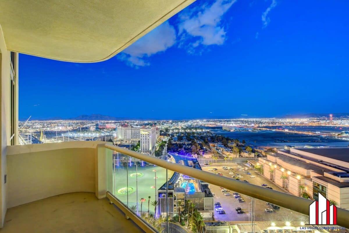 Signature 2br3ba Balcony Combo Units 20-618 And 20 * Las Vegas