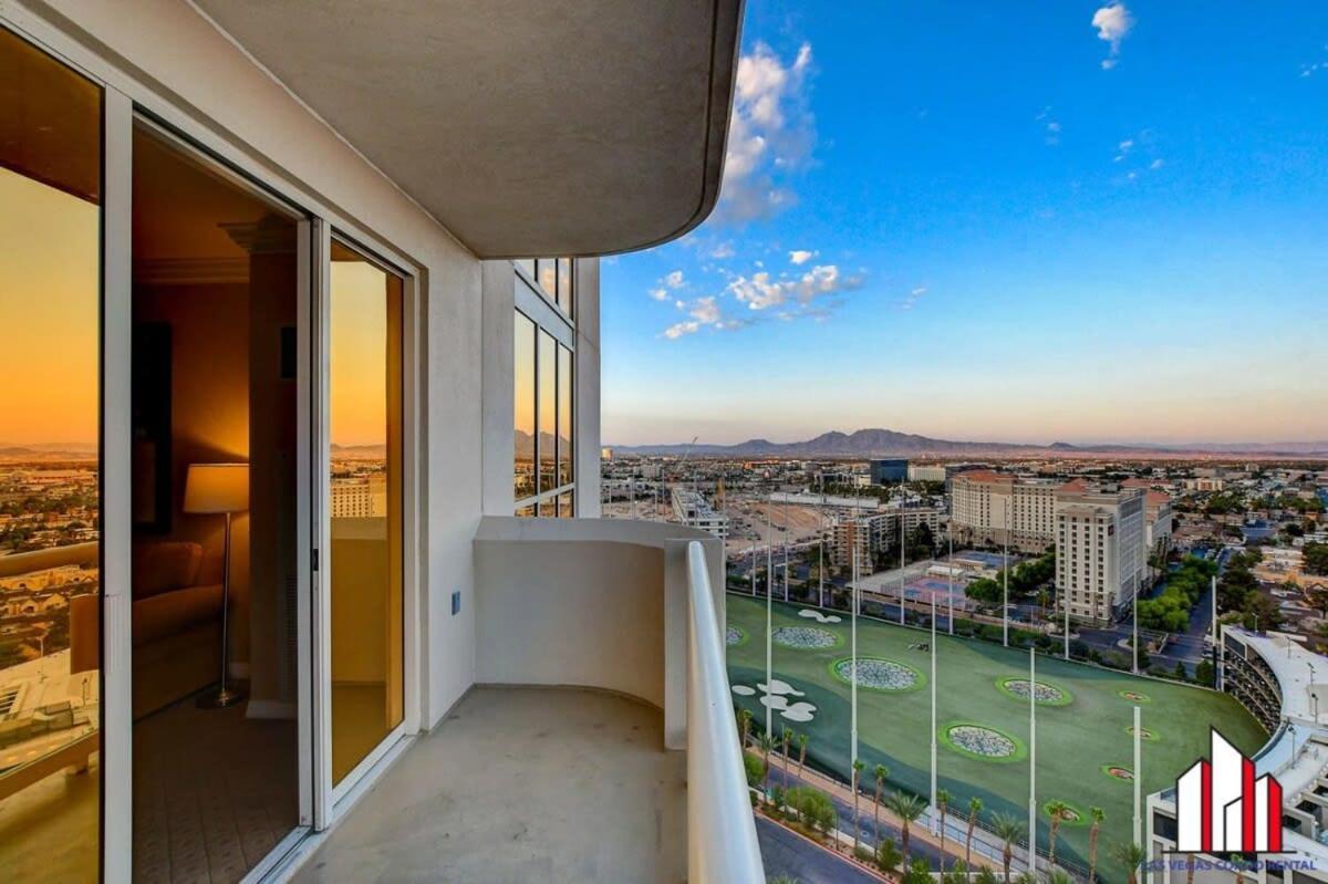 Signature 2br3ba Balcony Combo Units 20-618 And 20