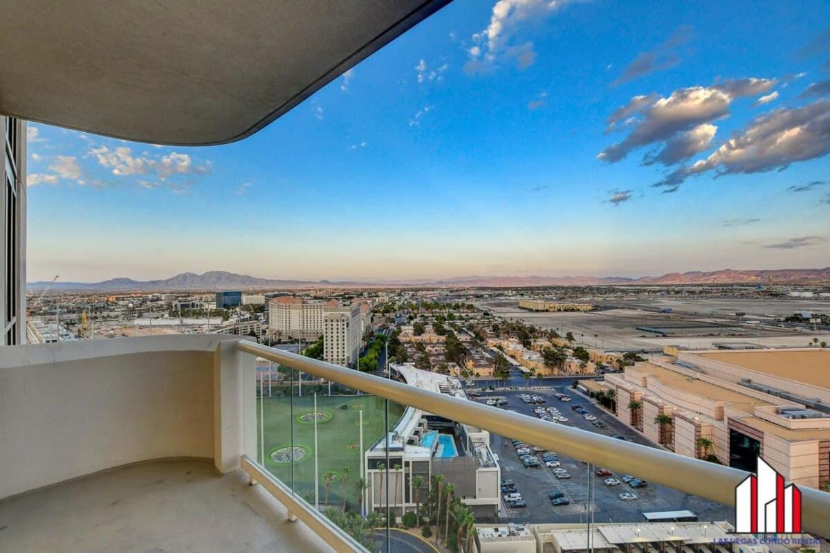 Signature 2br3ba Balcony Combo Units 20-618 And 20