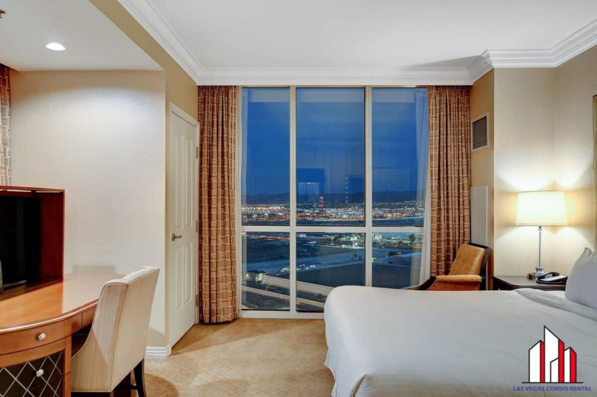 Signature 2br3ba Balcony Combo Units 20-618 And 20 * Las Vegas
