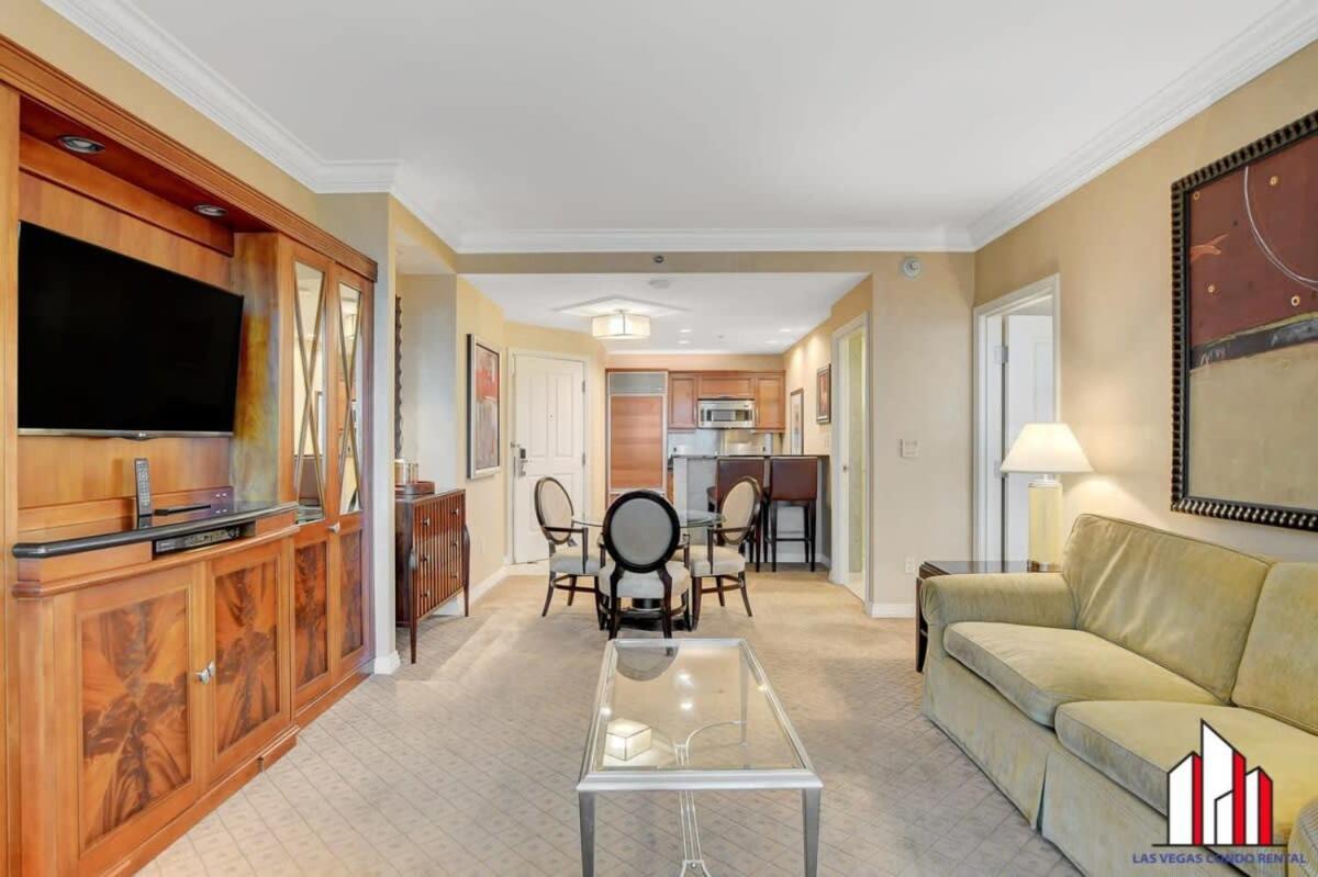 Signature 2br3ba Balcony Combo Units 20-618 And 20 * Las Vegas