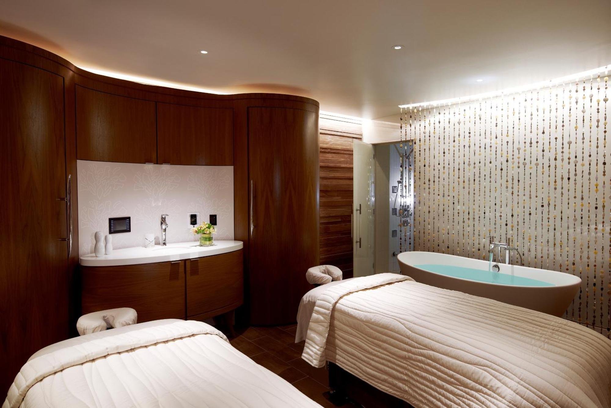 The Cosmopolitan Of 5*