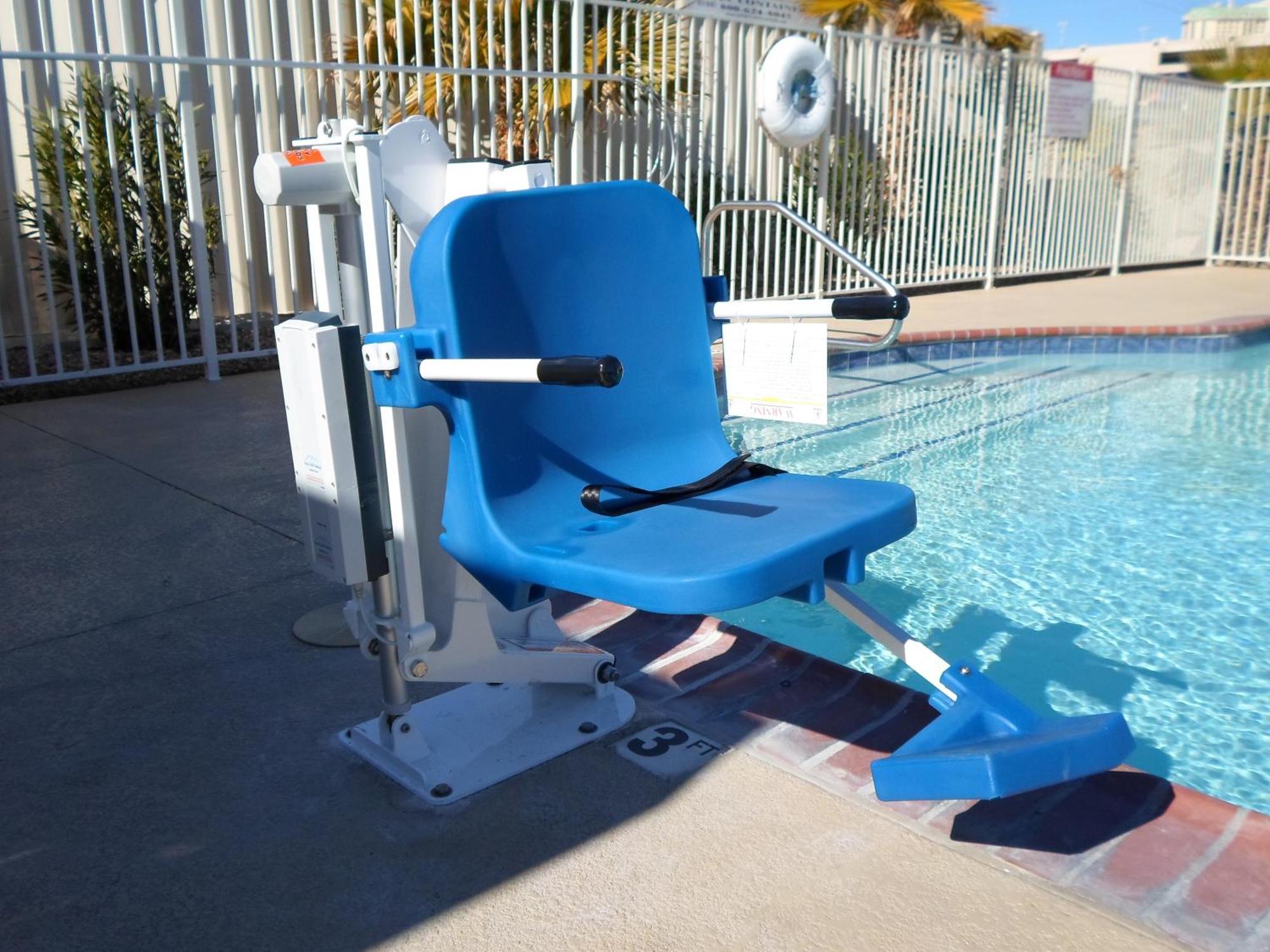 Motel Howard Johnson By Wyndham Vegas Near The Strip 2*