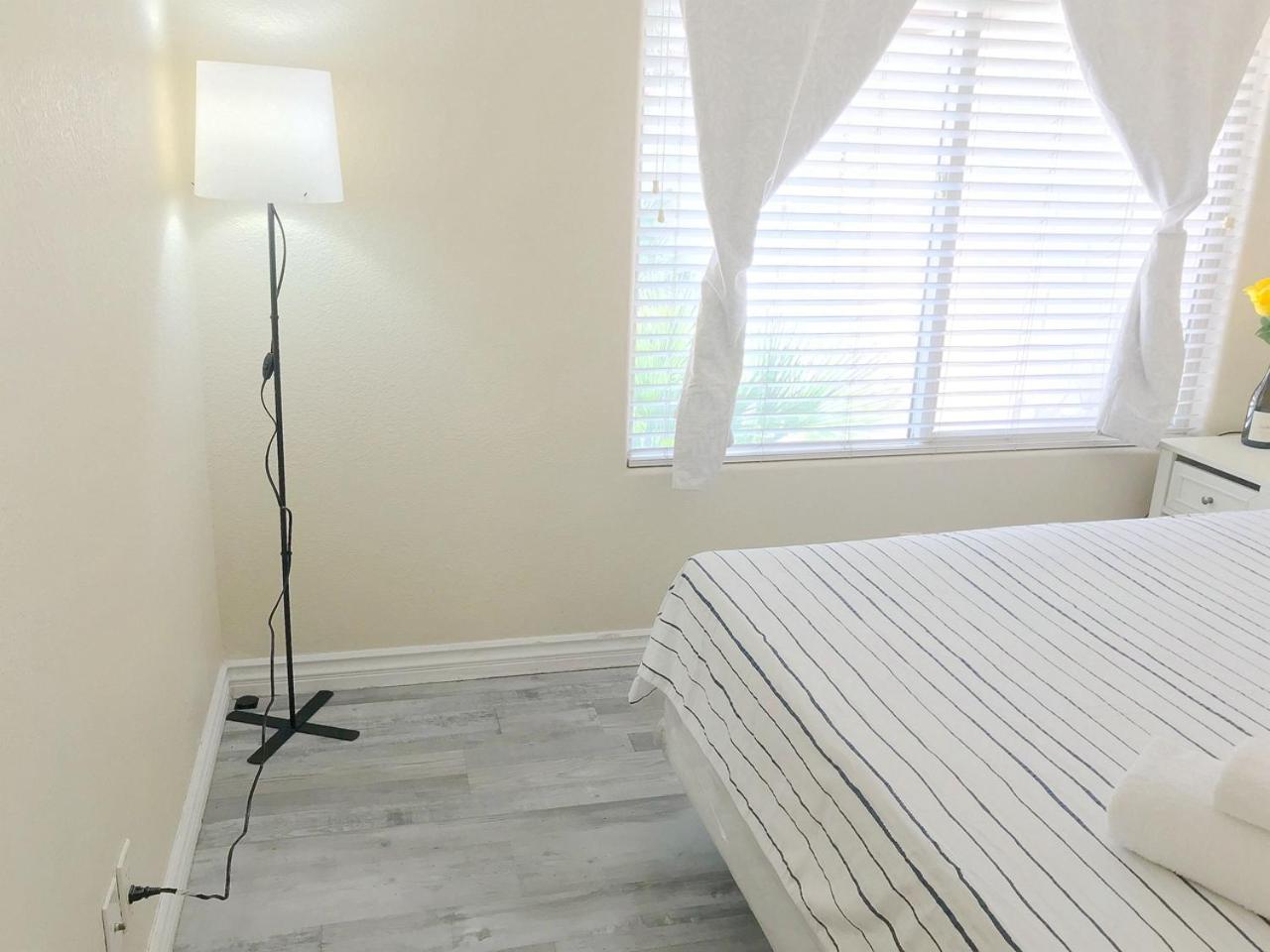 Séjour chez l'habitant Comfortable Big Bedroom In The House For Rent-03