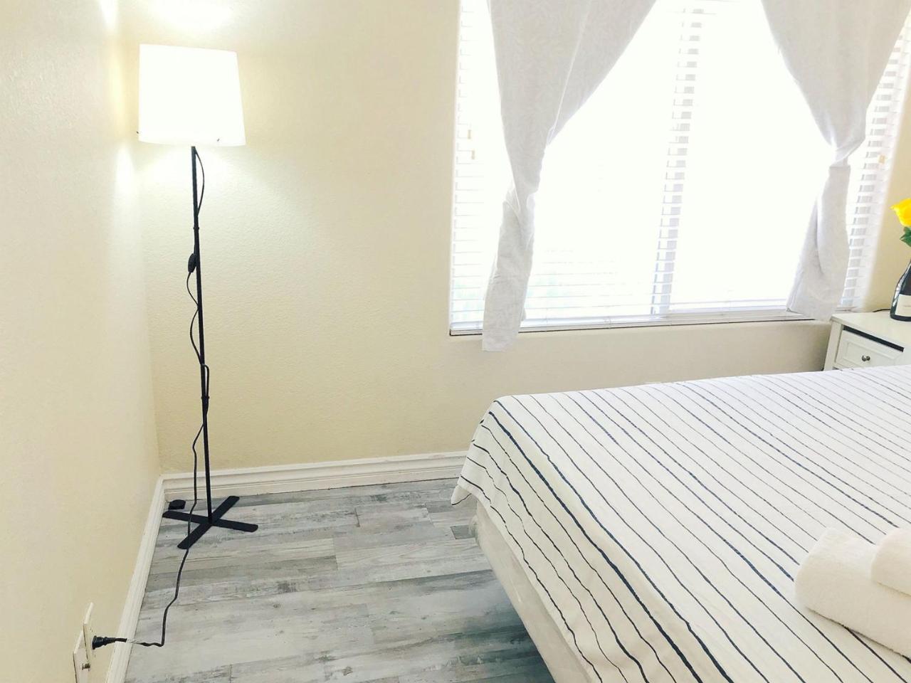 Séjour chez l'habitant Comfortable Big Bedroom In The House For Rent-03