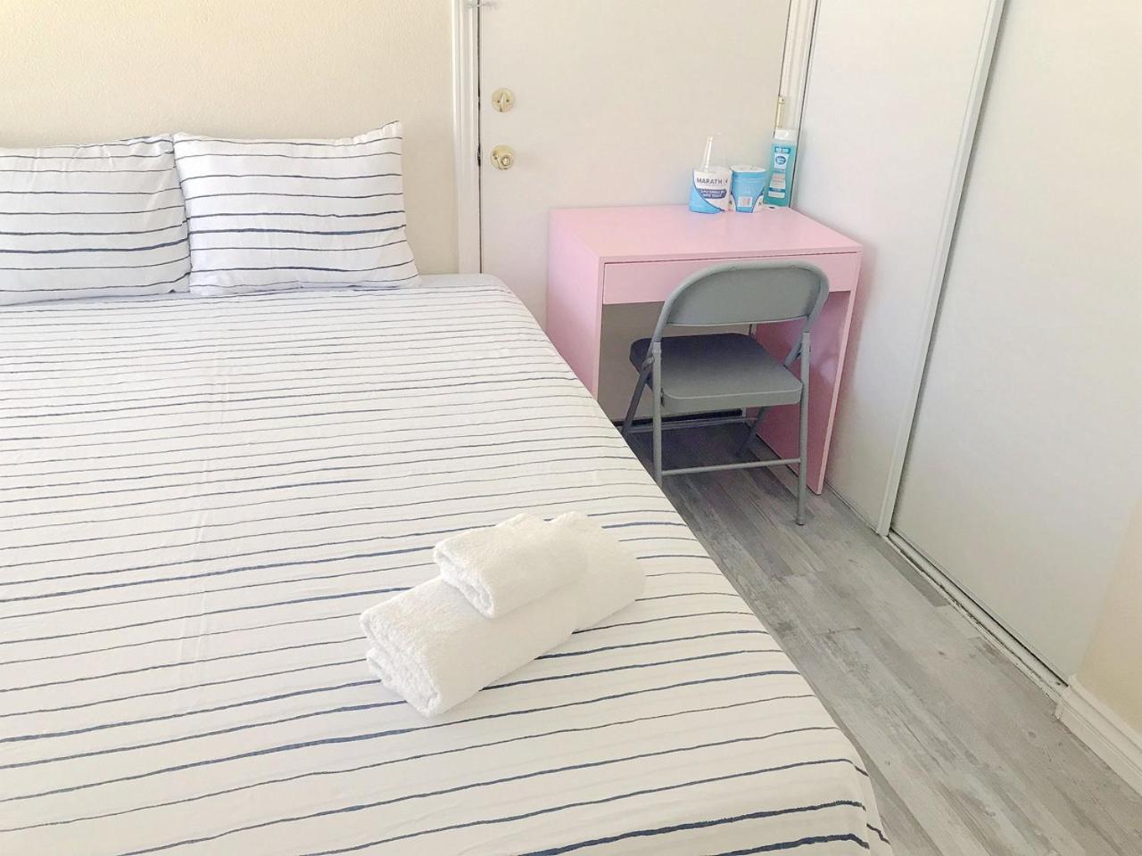 Séjour chez l'habitant Comfortable Big Bedroom In The House For Rent-03