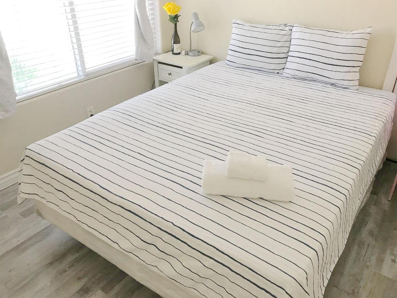Comfortable Big Bedroom In The House For Rent-03 Séjour chez l'habitant *