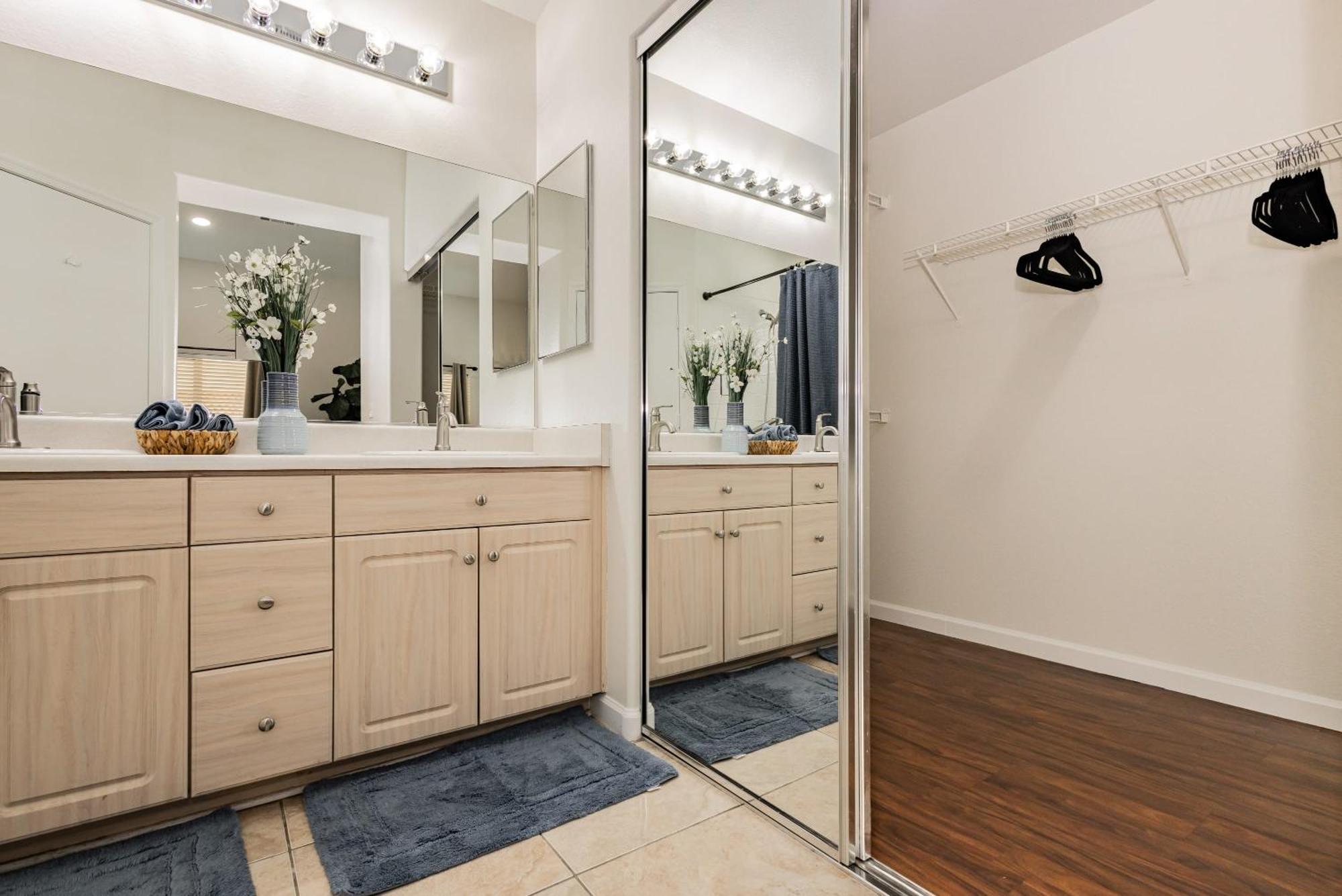 Modern 3br W Pool, Hot Tub, Sleeps 6 Vakantiehuis Las Vegas