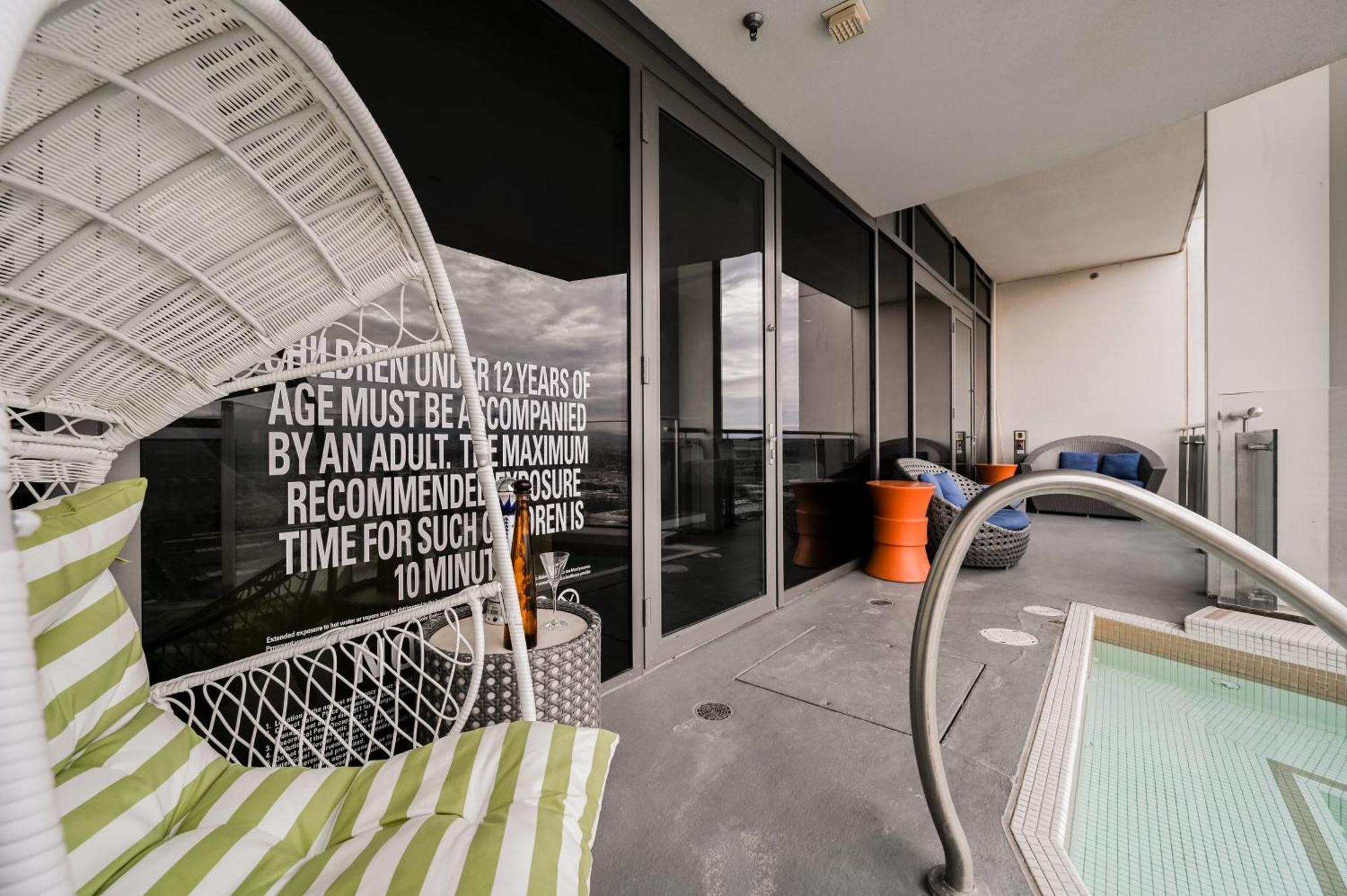 Romance Phenthouse At Palms Place Aparthotel