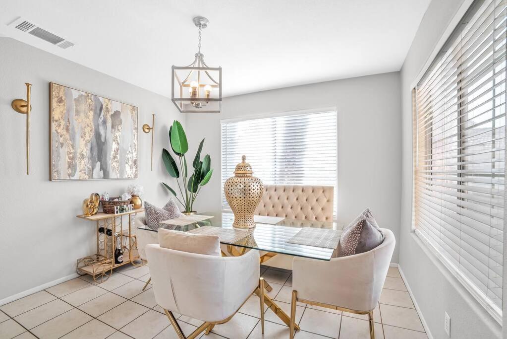 Apartamento Spacious 4 Bedroom 3 Bath House *