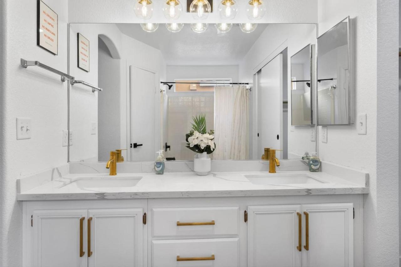 Stylish 4br With New Pool By Craig Park Las Vegas