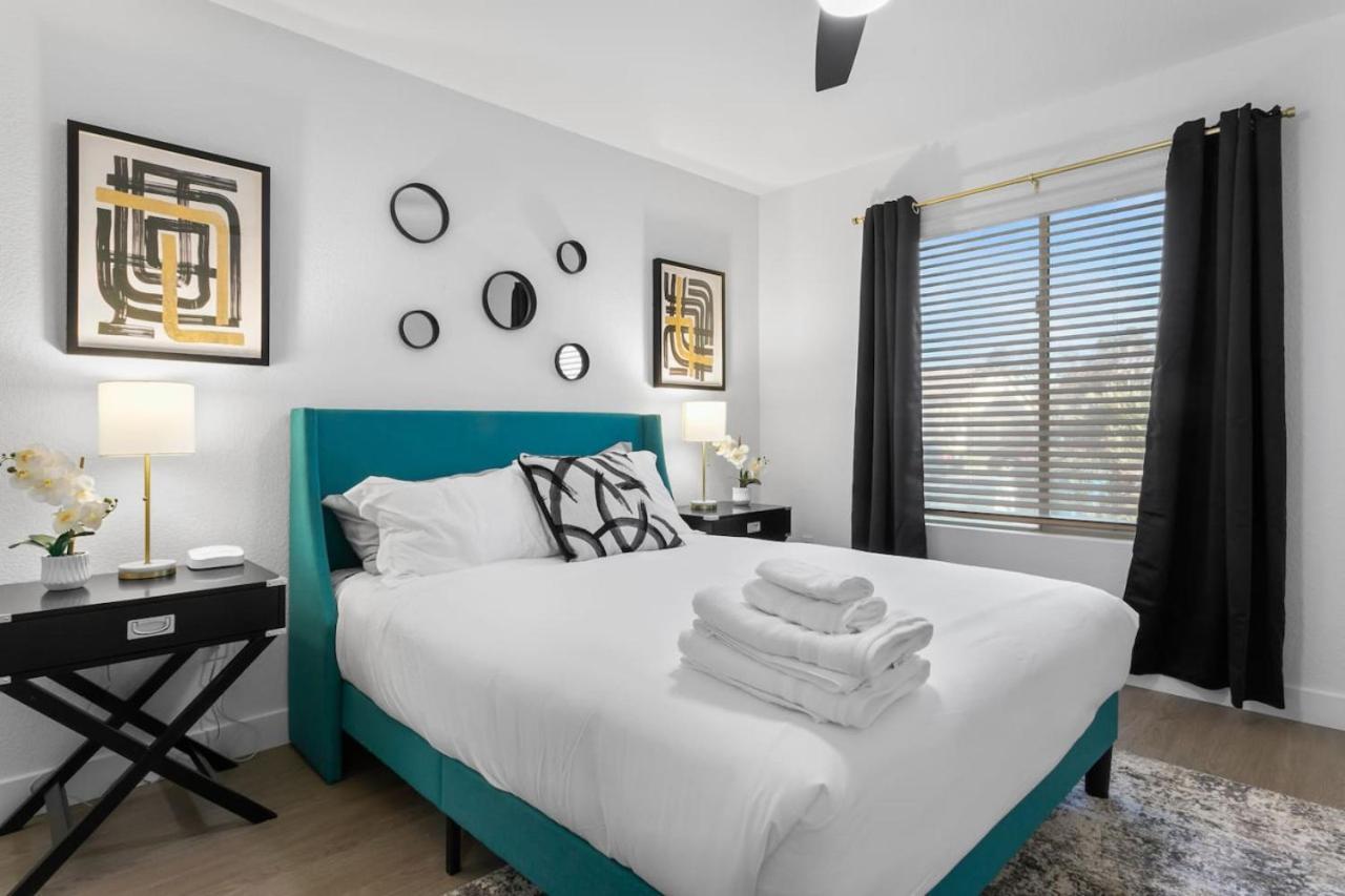 Hébergement de vacances Stylish 4br With New Pool By Craig Park *
