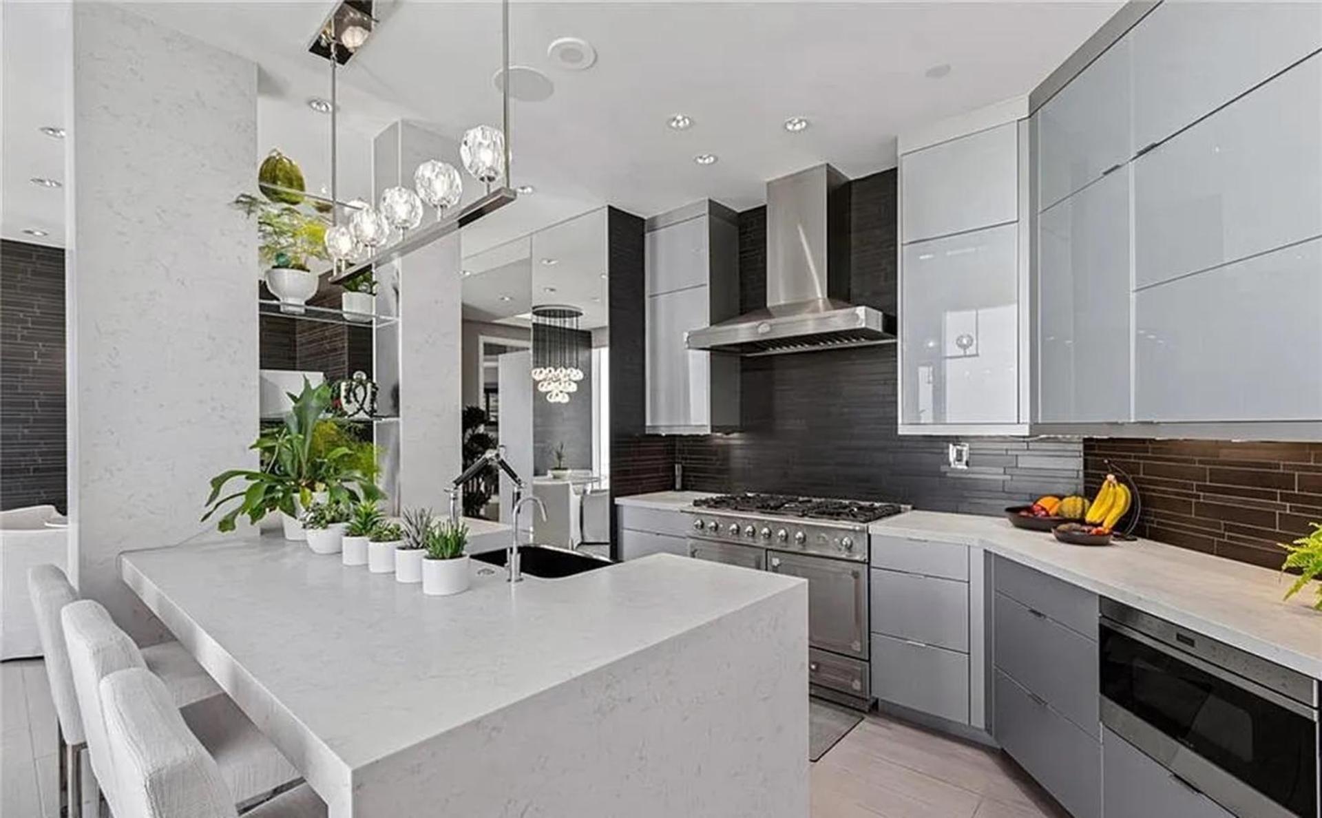 Lavish High-floor Penthouse With Panoramic Views Las Vegas
