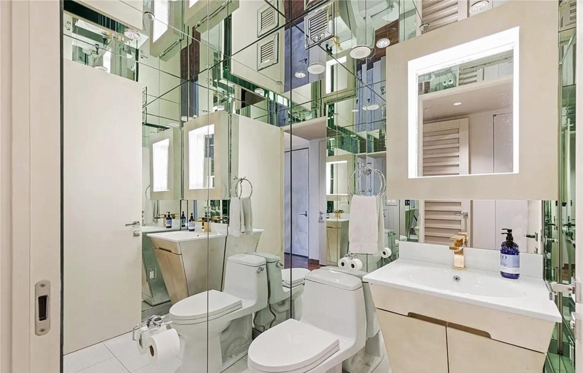 Elegant Two-bedroom Corner Apartment