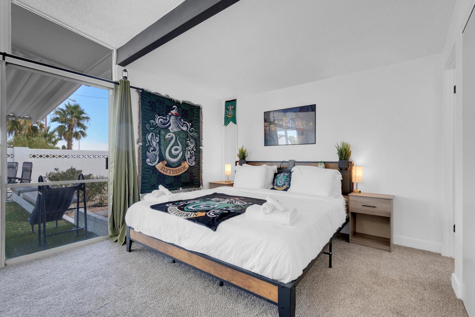 A Wizards Hogwarts Way Holiday home Las Vegas