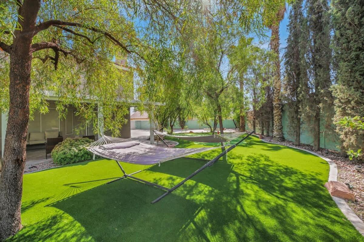 Heated Pool With & Game-room 15 Min To Strip Villa Las Vegas
