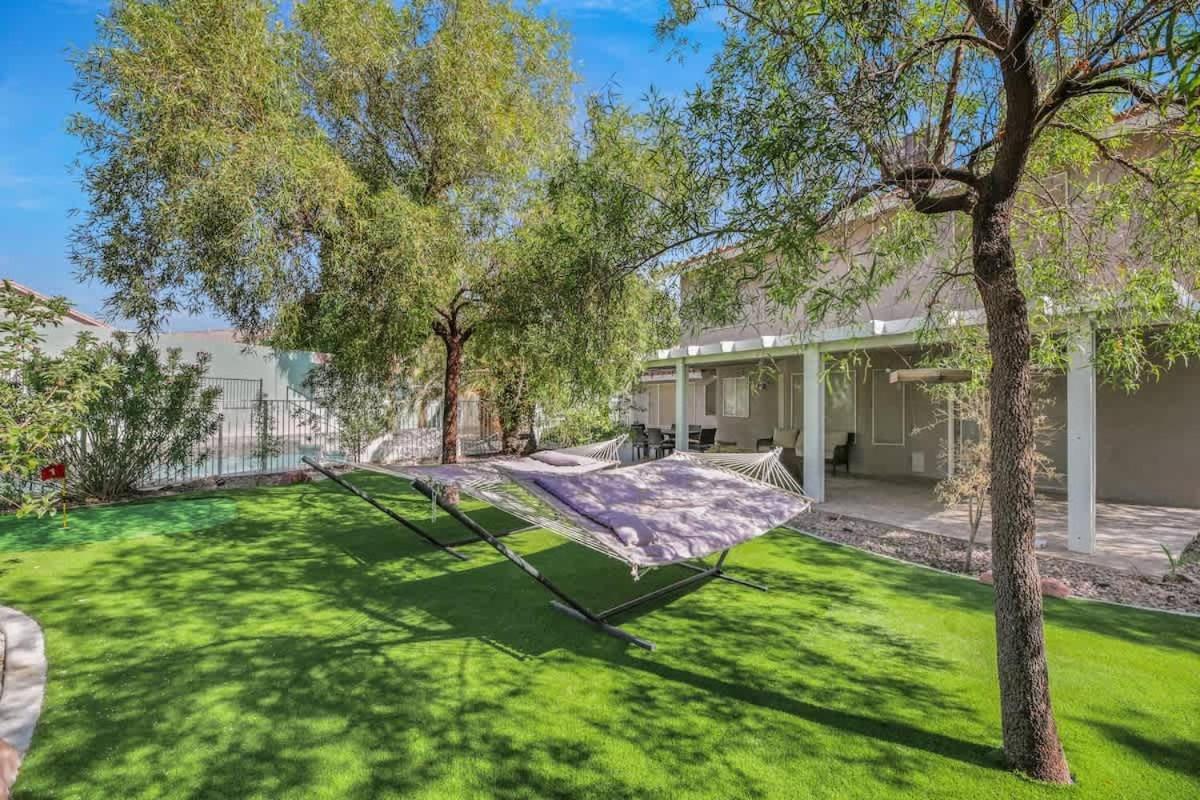 Villa Heated Pool With & Game-room 15 Min To Strip Las Vegas