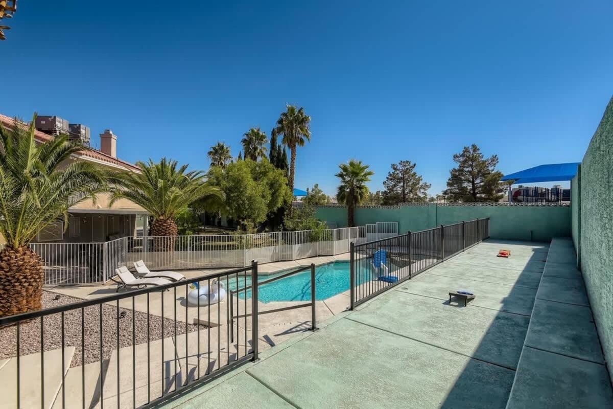 Villa Heated Pool With & Game-room 15 Min To Strip *