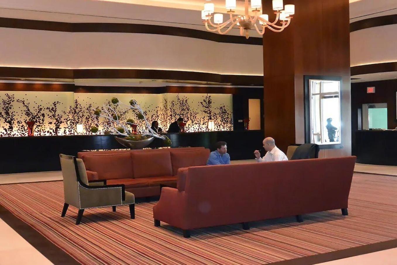 Mgm Balcony Strip Sphere And F1 Race Views Holiday home Las Vegas