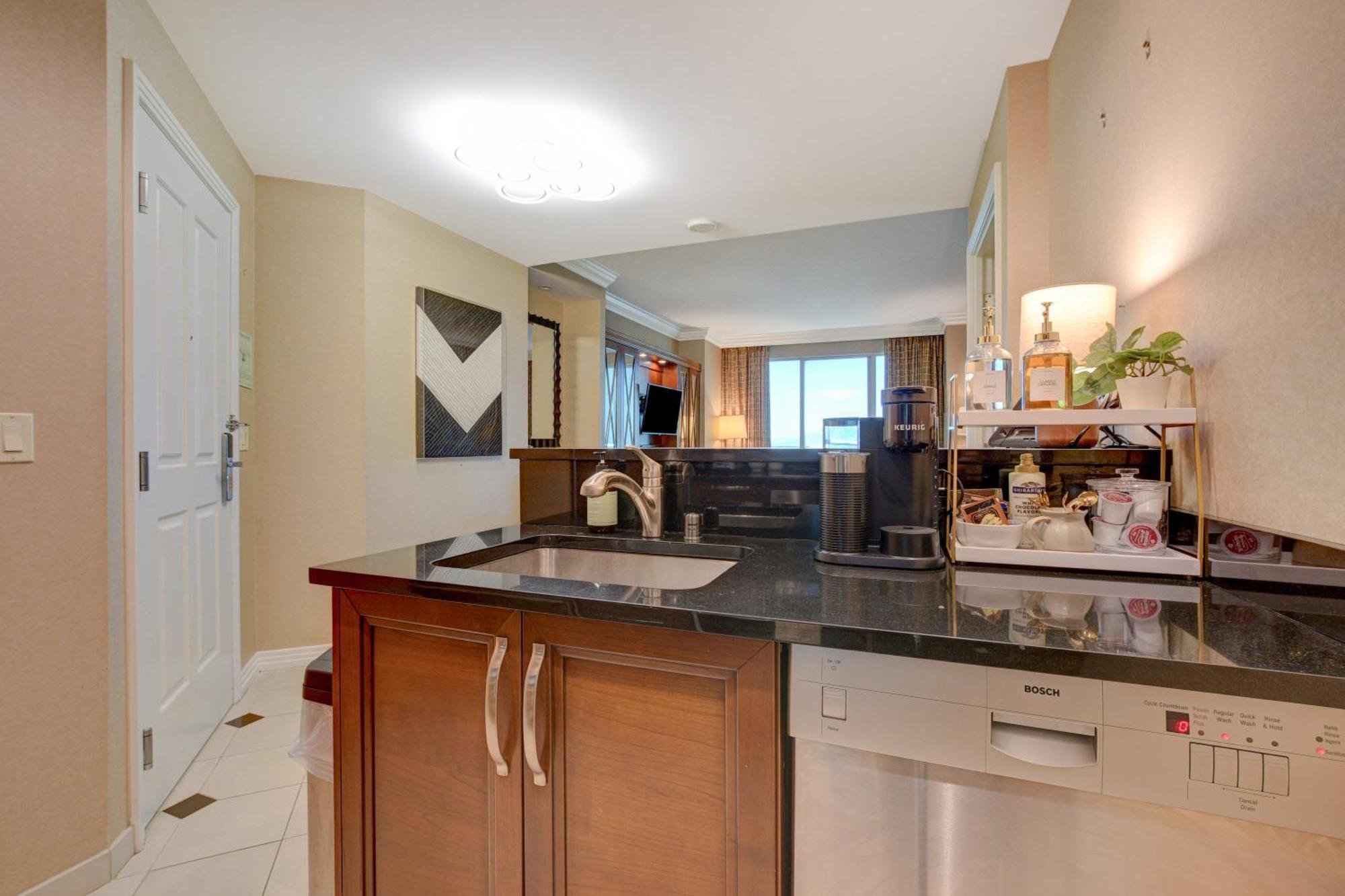 Aparthotel Mgm Finest 1bd 2bth With Balcony Free Access To Lazy River Pool