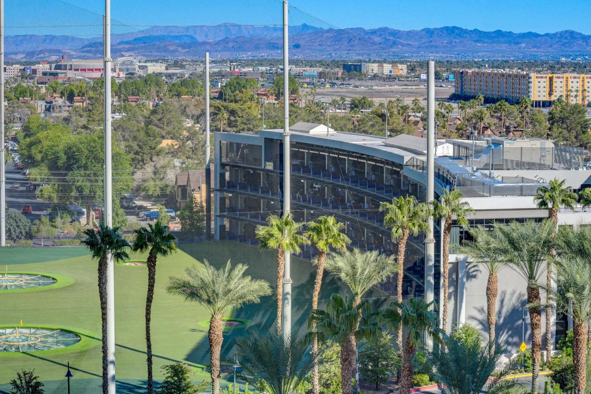 Mgm Finest 1bd 2bth With Balcony Free Access To Lazy River Pool Aparthotel