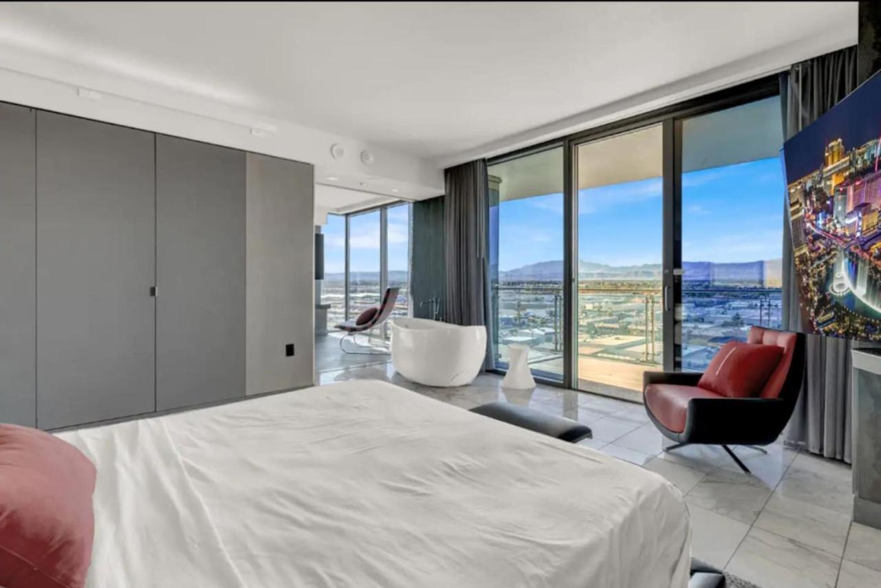 Palms Place The Adele Palazzo 4*