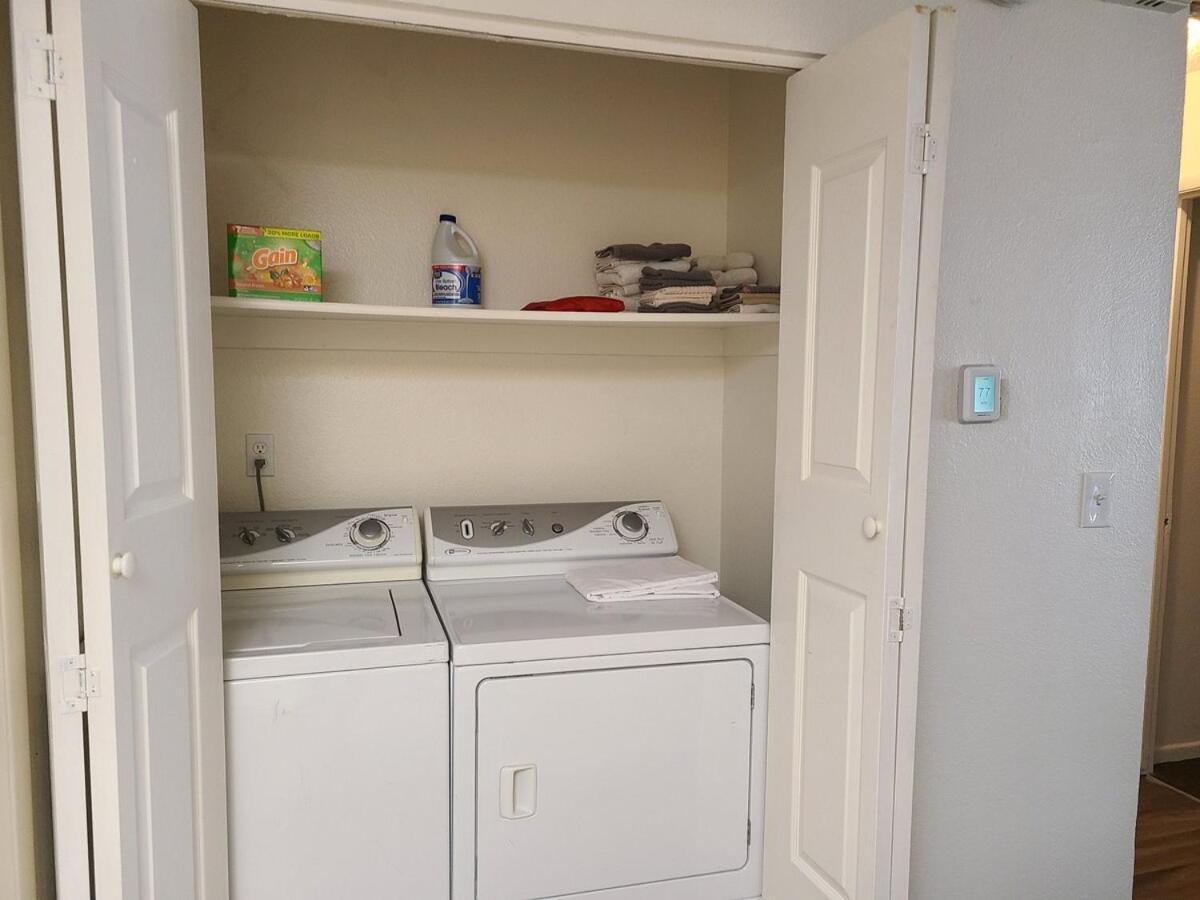 Appartamento 2 Bed 2 Bath Downtown Vegas Near The Strip Las Vegas