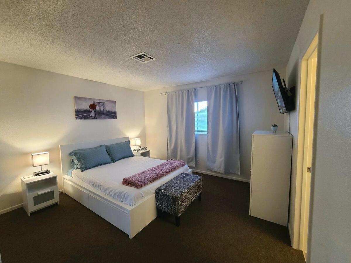 Appartamento 2 Bed 2 Bath Downtown Vegas Near The Strip