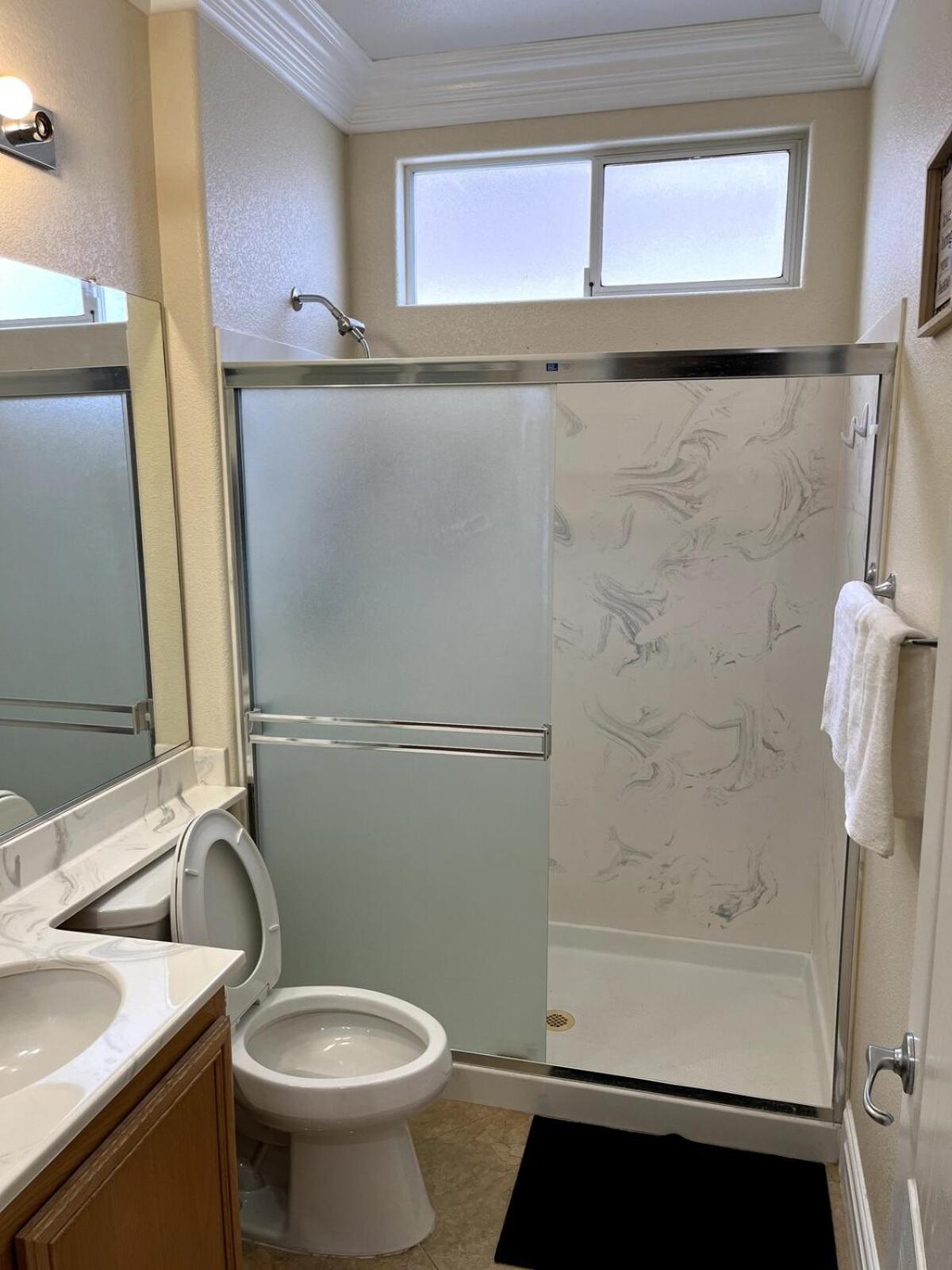 Spacious In The Southwest Holiday home Las Vegas