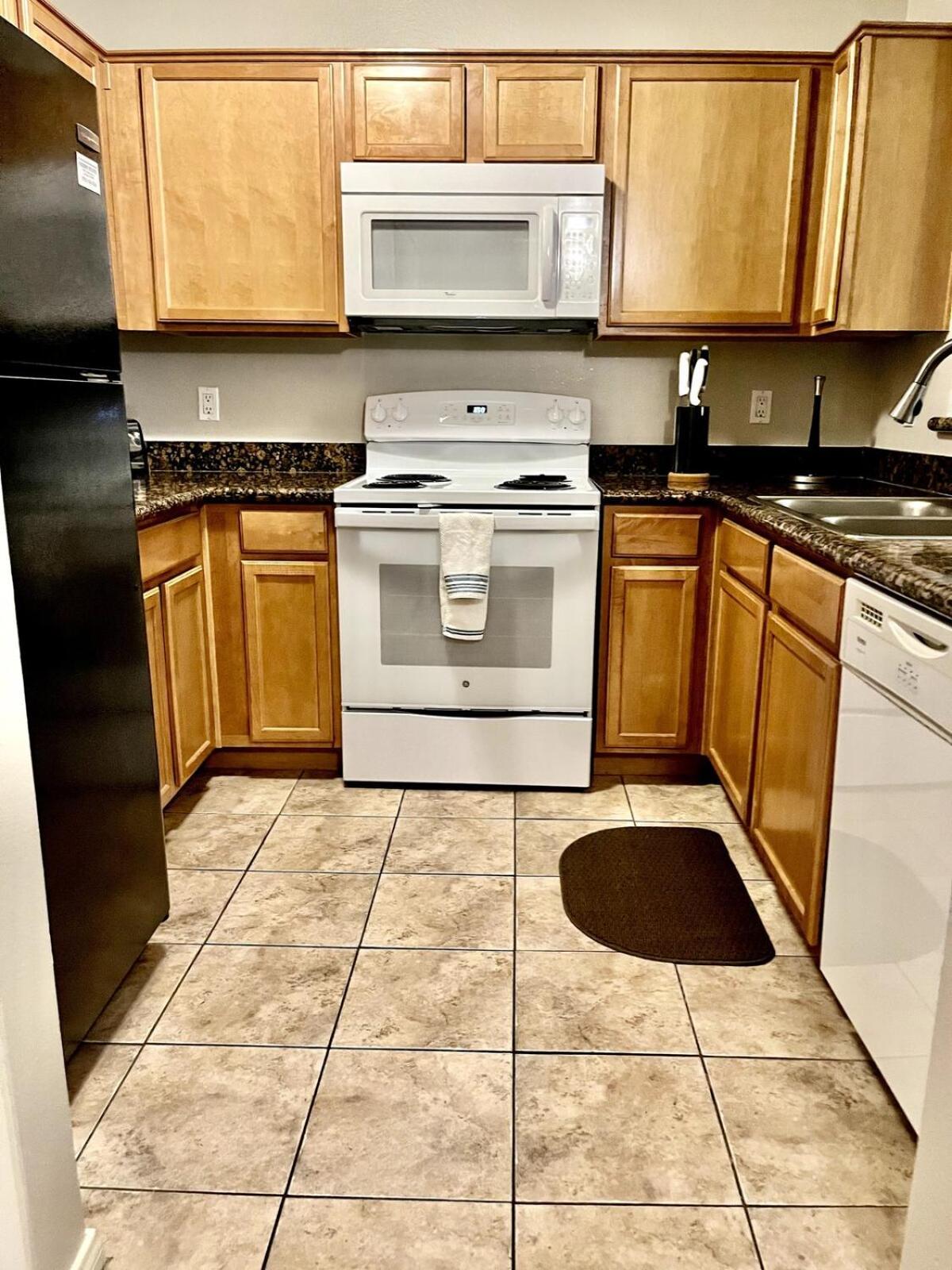Next To Desert Shores * Las Vegas