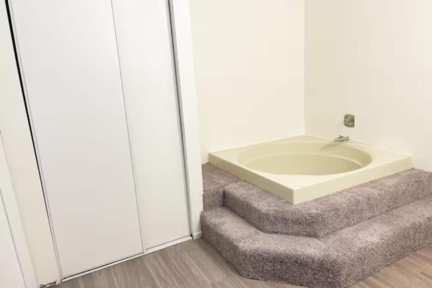 2 Or 3 Bedroom Walk To Mgm Casino And Strip * Las Vegas