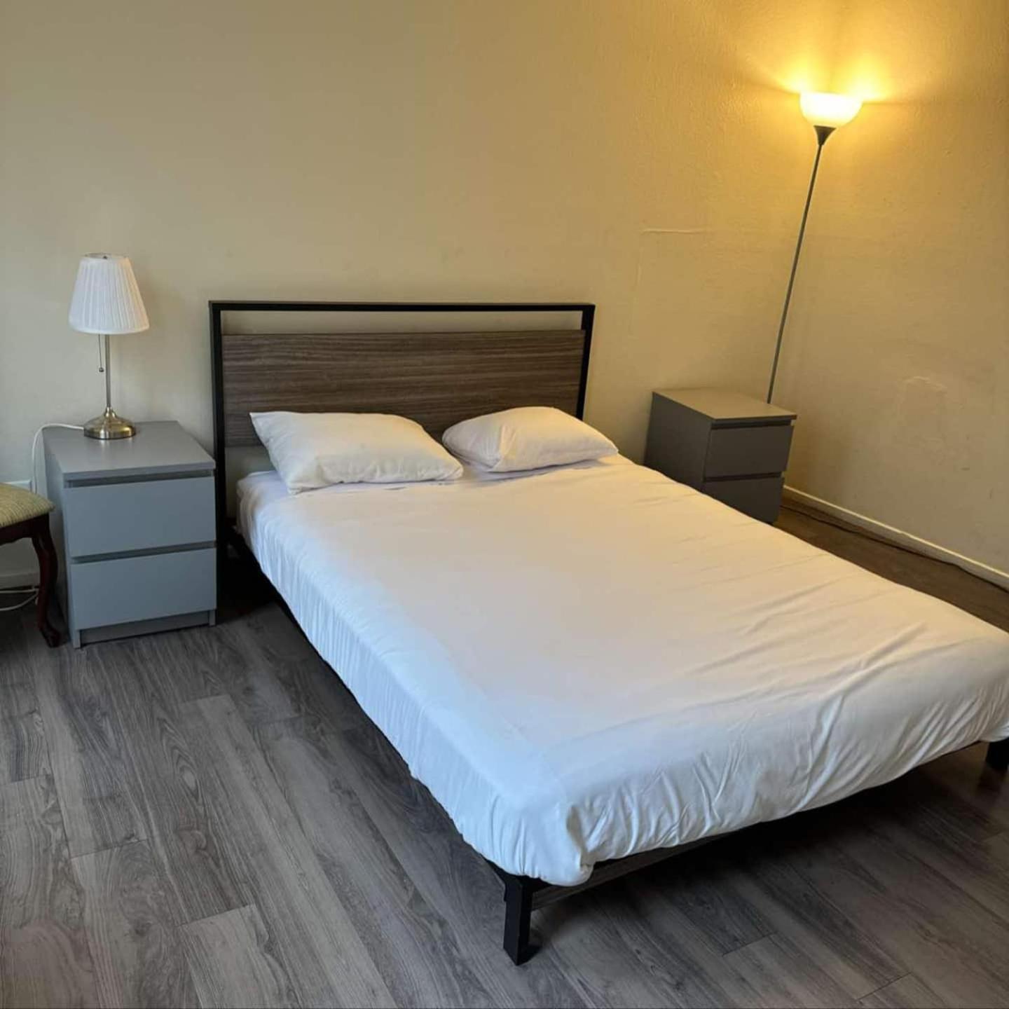 2 Or 3 Bedroom Walk To Mgm Casino And Strip Las Vegas