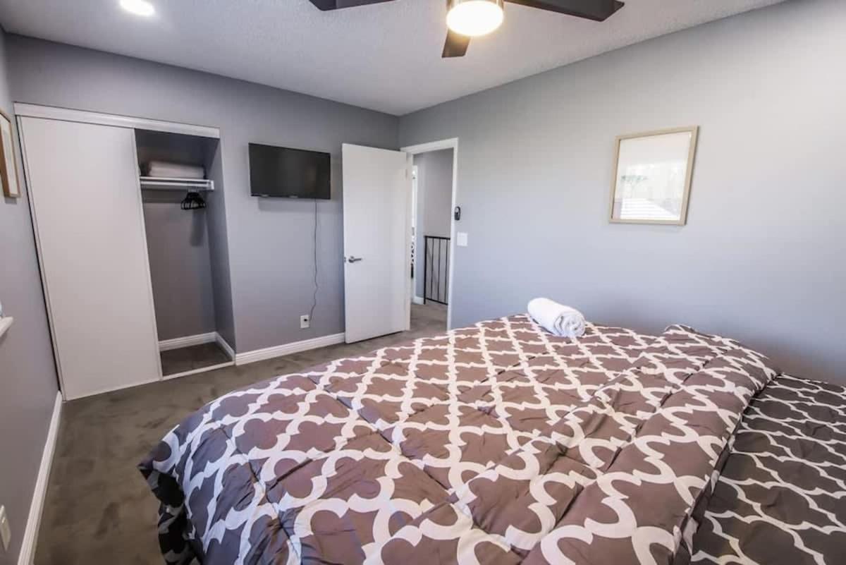 Exclusive Steps From The Vegas Strip *