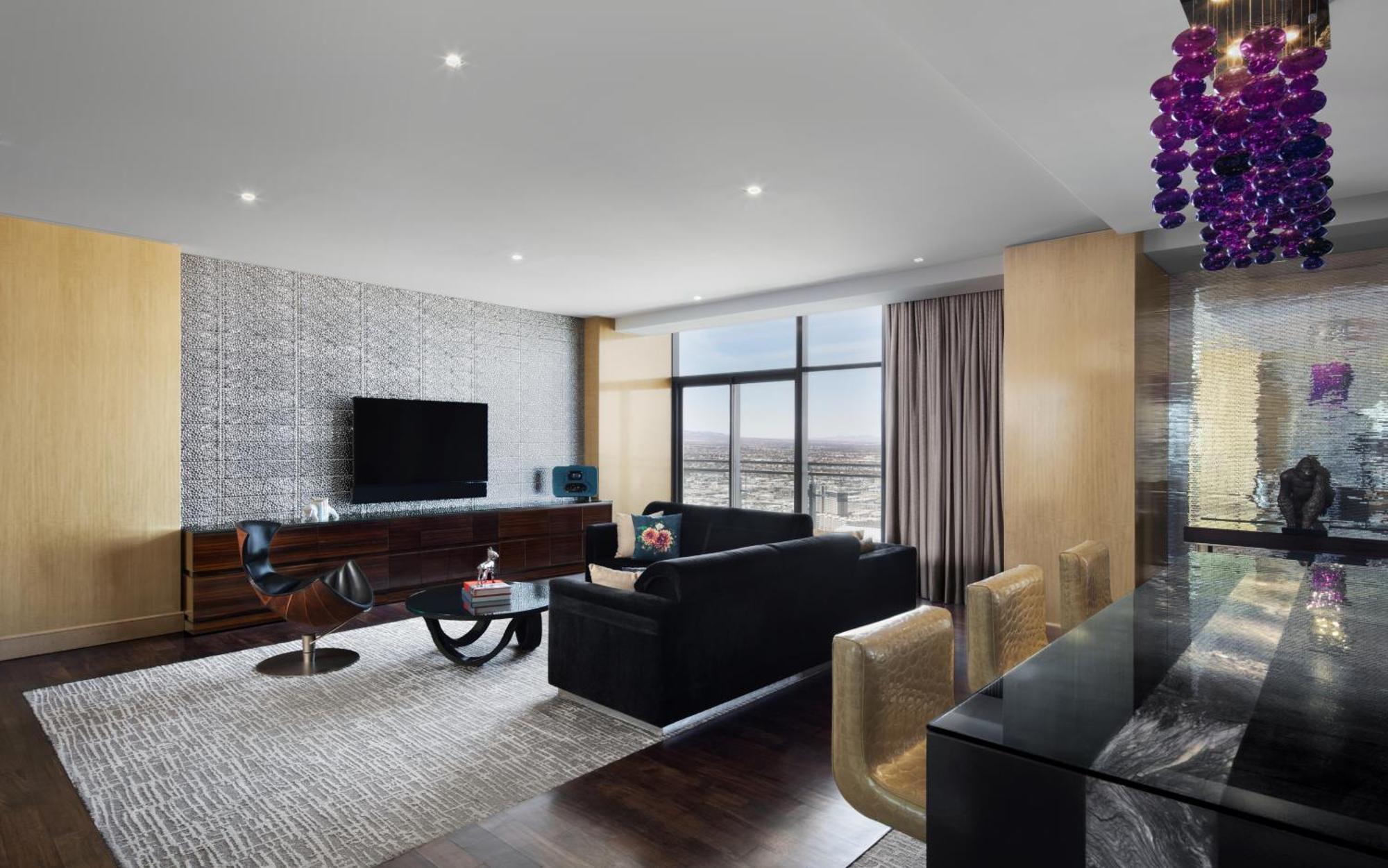 The Cosmopolitan Of 5*