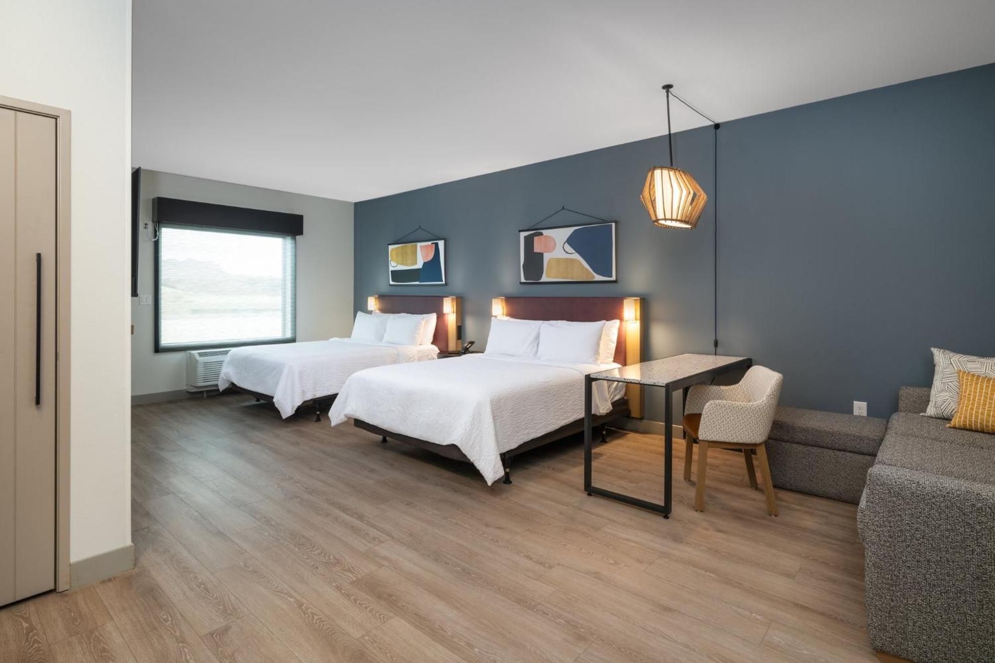 Atwell Henderson - At The Pass By Ihg 4* Las Vegas