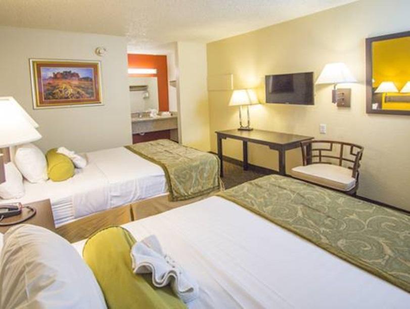 Howard Johnson By Wyndham Vegas Near The Strip Motel