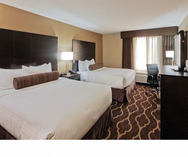 Hotel La Quinta & By Wyndham Lv Tropicana Stadium 3*