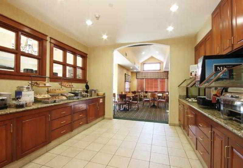 By Marriott Stadium Area 3*