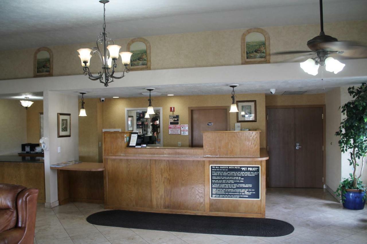 Sunrise Hotel 2*
