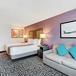 La Quinta Inn & Suites By Wyndham Las Vegas Nellis