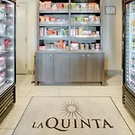 La Quinta Inn & Suites By Wyndham Las Vegas Nellis