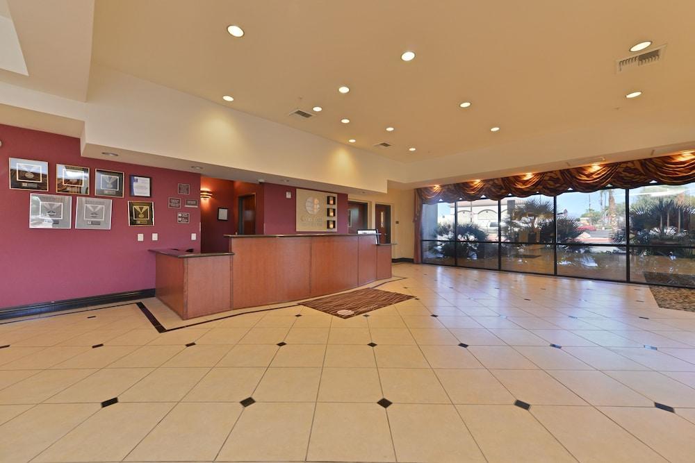 Comfort Inn&suites Vegas - Nellis Hotel 3*