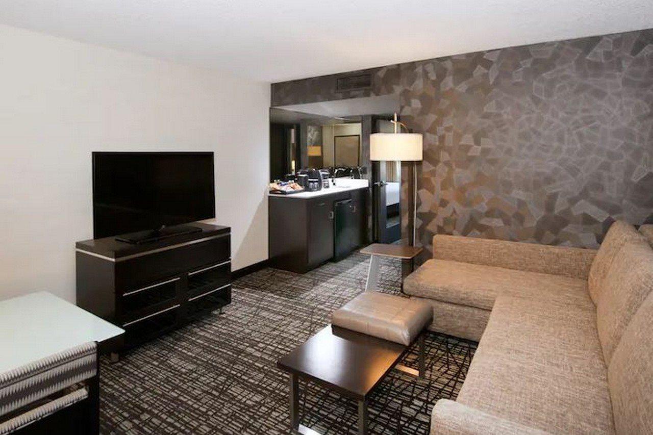 Embassy By Hilton Hotel Las Vegas